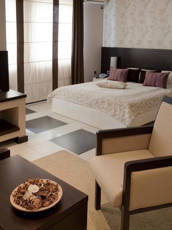 Garni Boutique Hotel Arta Novi Sad Eksteriør billede