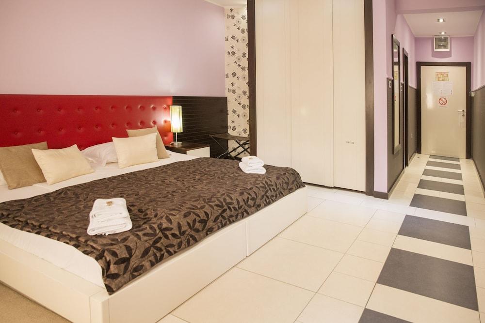 Garni Boutique Hotel Arta Novi Sad Eksteriør billede